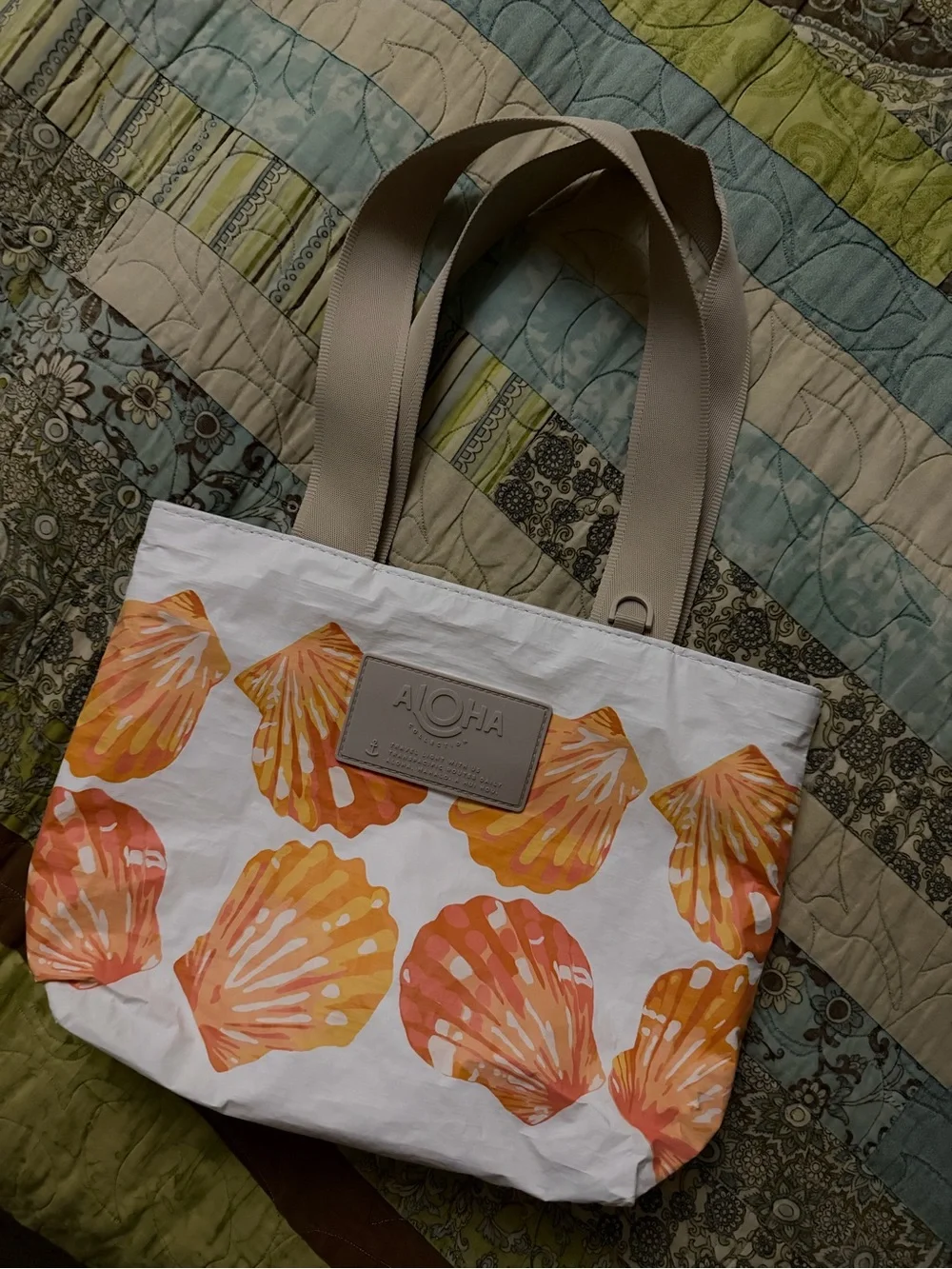 ALOHA Collection White Tote with Orange Shell Print and Beige Straps